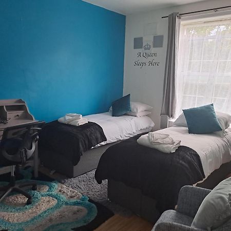 3 Bedroom Brixton Apartment Londen Buitenkant foto