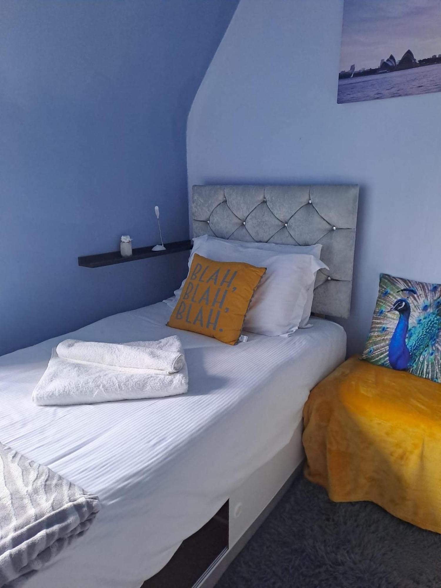 3 Bedroom Brixton Apartment Londen Buitenkant foto